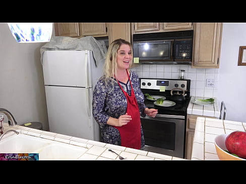 ❤️ Stepmom milking him in the kitchen before his date ❤ Porno at porn en-us.sexafinkarasskaz.ru ❤