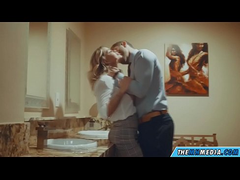 ❤️ When a busty blonde seduces you in a public restroom ❤ Porno at porn en-us.sexafinkarasskaz.ru ❤